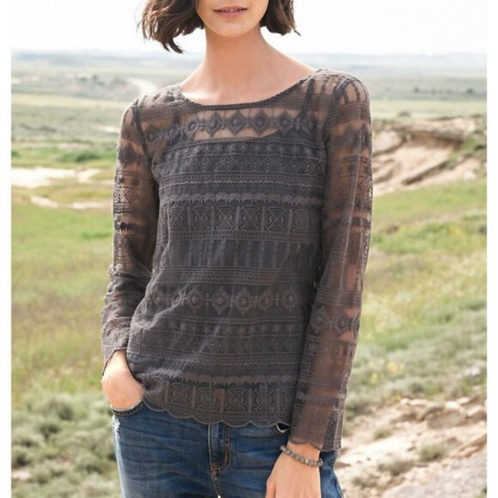Like New Garnet Hill Embroidered Mesh Blouse Gray Small